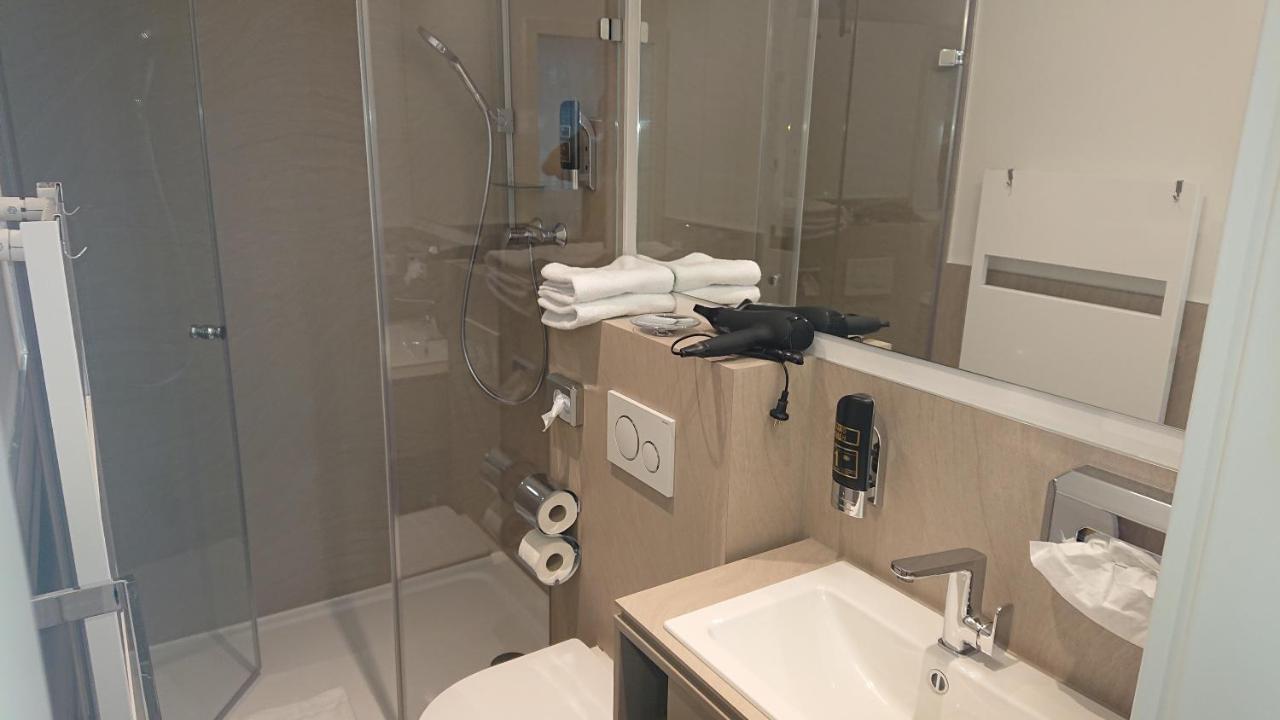 Apart-House Nuernberg Aparthotel Екстериор снимка